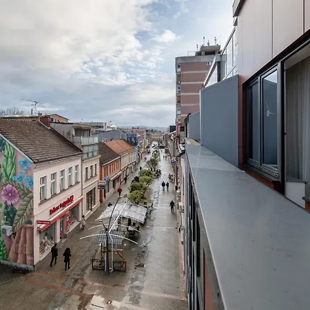 Apartament Square Trg